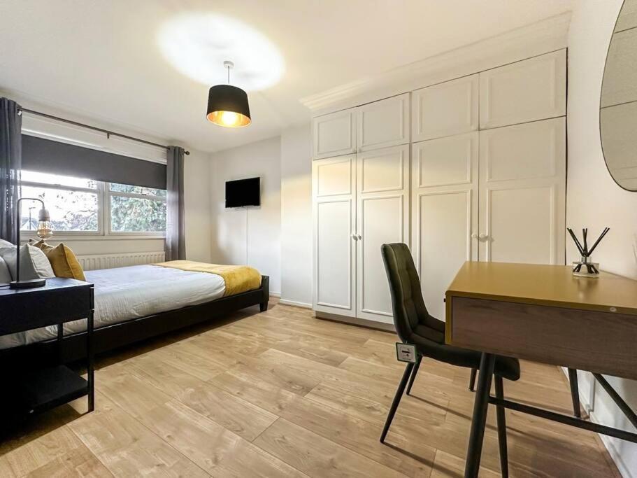 Вилла Newly Refurbished 3 Bed House Near London O2 Arena Экстерьер фото